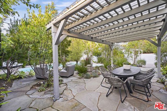 11911 Otsego Street, Valley Village, CA 91607