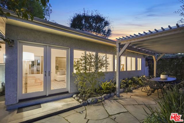 11911 Otsego Street, Valley Village, CA 91607