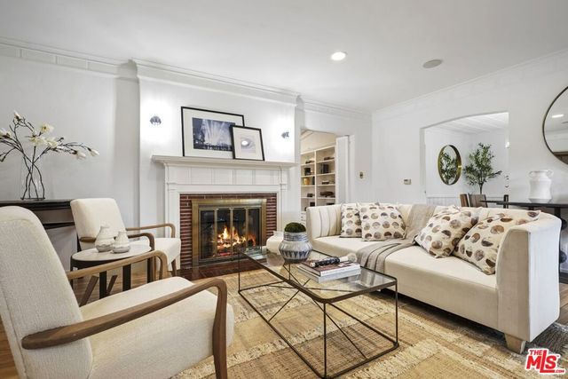 11911 Otsego Street, Valley Village, CA 91607