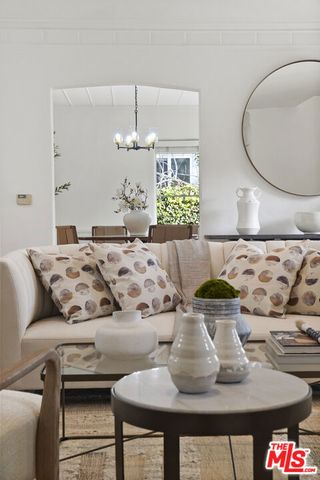 11911 Otsego Street, Valley Village, CA 91607