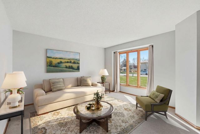 291 Poplar Drive, Shoreview, MN 55126