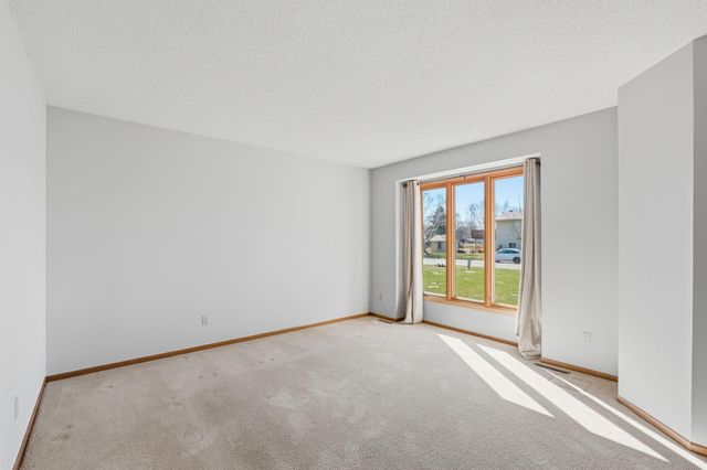 291 Poplar Drive, Shoreview, MN 55126