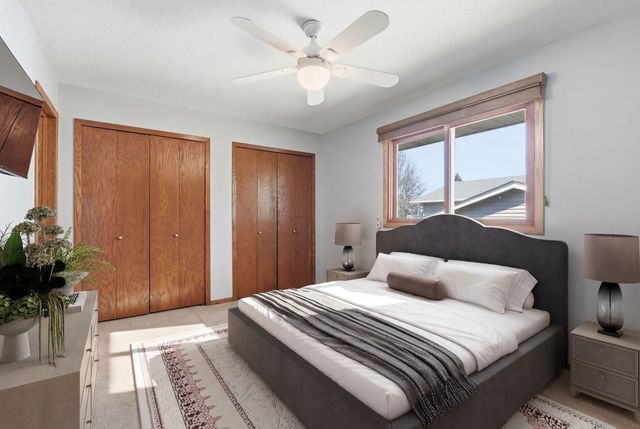 291 Poplar Drive, Shoreview, MN 55126