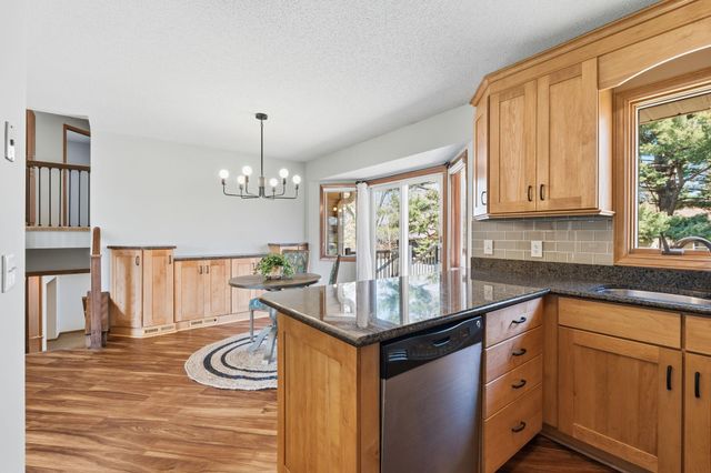 291 Poplar Drive, Shoreview, MN 55126