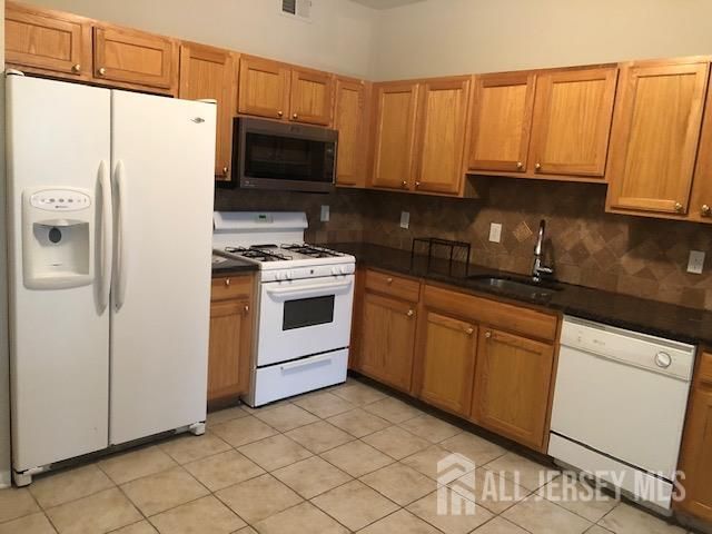 301 Pinelli Drive, Piscataway, NJ 08854