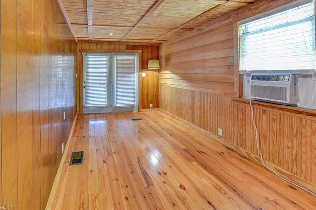 507 W Ocean View AVE, Norfolk, VA 23503