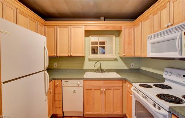 507 W Ocean View AVE, Norfolk, VA 23503