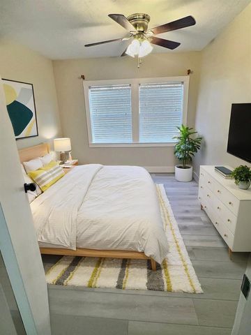 1122 SW 2nd Court 1-4, Fort Lauderdale, FL 33312