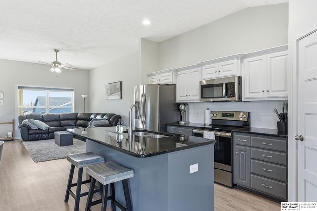 2022 Gindy Circle, Bellevue, NE 68147