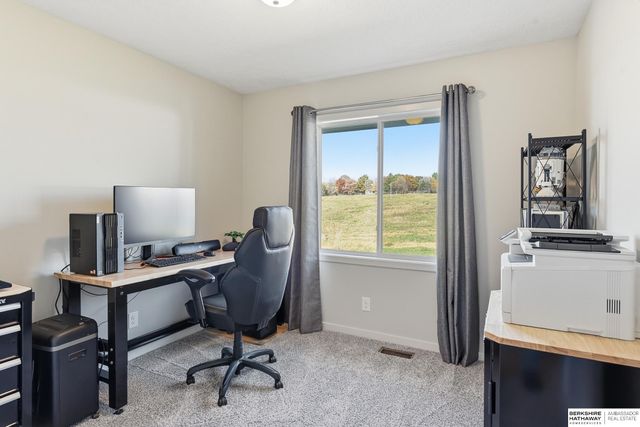 2022 Gindy Circle, Bellevue, NE 68147