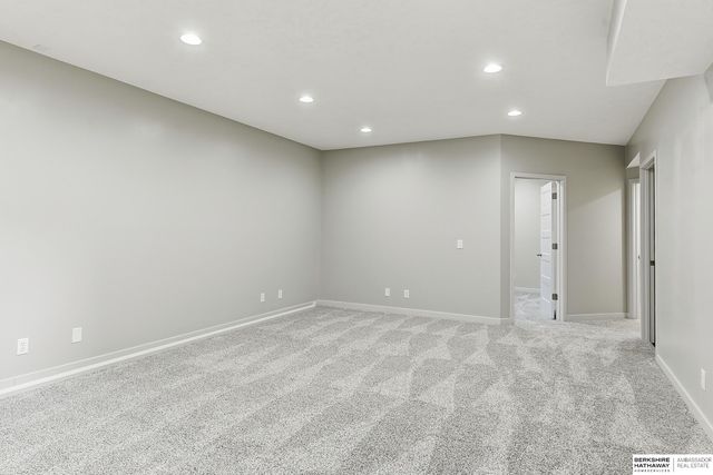 2022 Gindy Circle, Bellevue, NE 68147