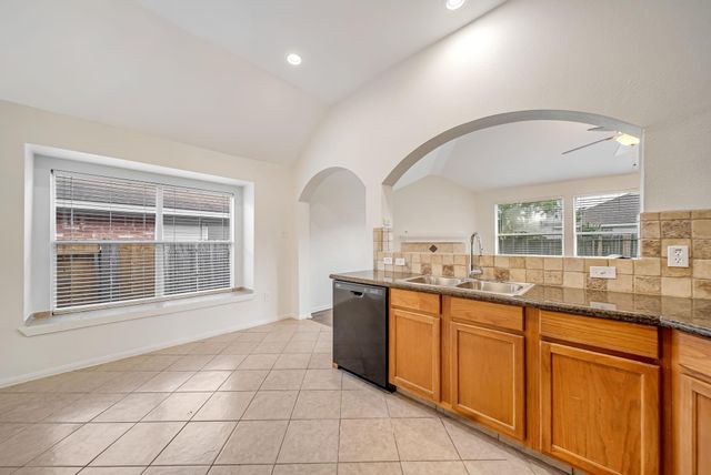 18439 Sunrise Oaks Court, Montgomery, TX 77316
