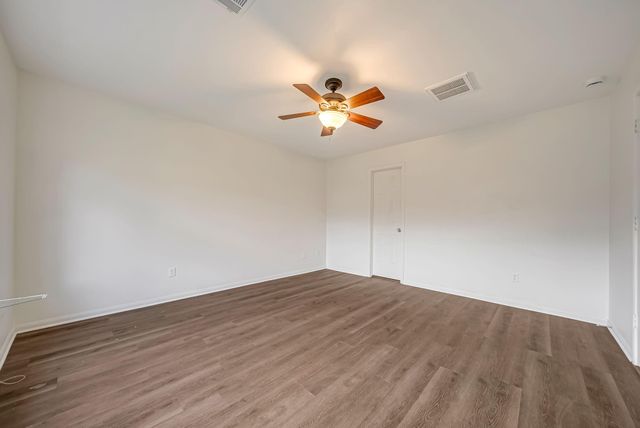 18439 Sunrise Oaks Court, Montgomery, TX 77316