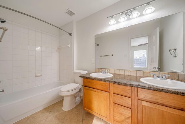 18439 Sunrise Oaks Court, Montgomery, TX 77316