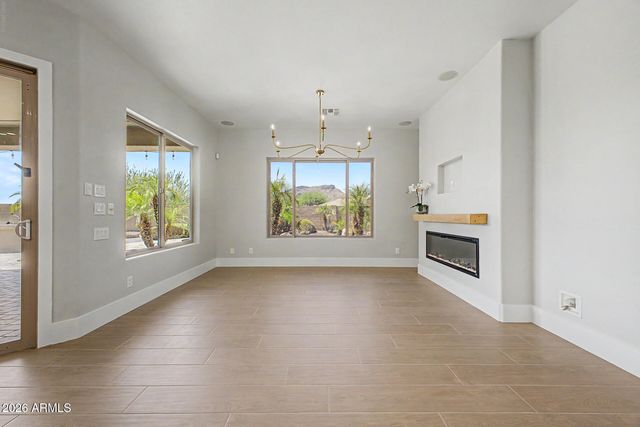 5629 W HEDGEHOG Place, Phoenix, AZ 85083