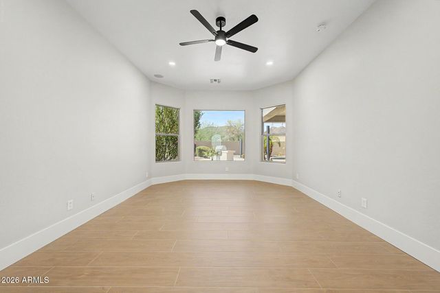 5629 W HEDGEHOG Place, Phoenix, AZ 85083