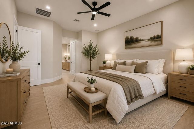 5629 W HEDGEHOG Place, Phoenix, AZ 85083