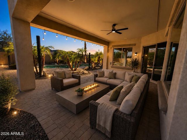 5629 W HEDGEHOG Place, Phoenix, AZ 85083
