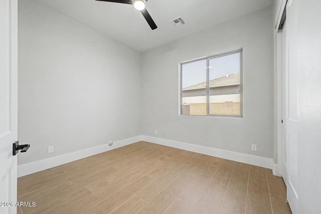 5629 W HEDGEHOG Place, Phoenix, AZ 85083