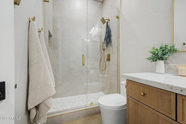 5629 W HEDGEHOG Place, Phoenix, AZ 85083