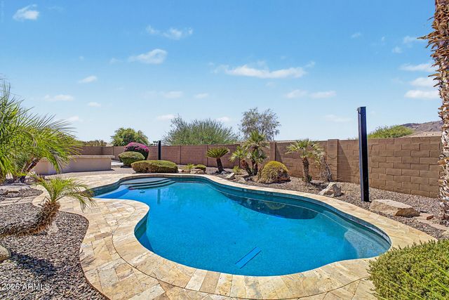 5629 W HEDGEHOG Place, Phoenix, AZ 85083