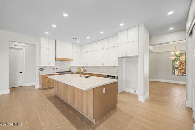 5629 W HEDGEHOG Place, Phoenix, AZ 85083