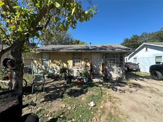 535 Ella Avenue, Dallas, TX 75217