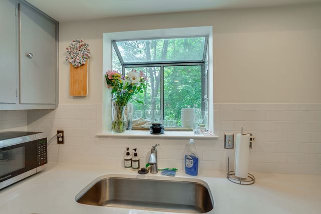 114 Brattlesboro Dr, Nashville, TN 37204