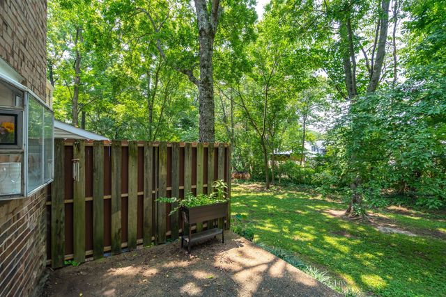 114 Brattlesboro Dr, Nashville, TN 37204