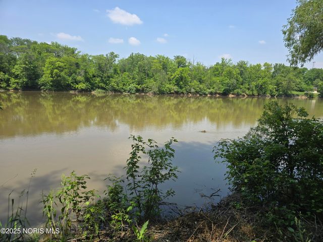 336 Holgate Avenue, Defiance, OH 43512