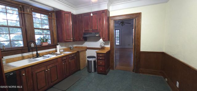 336 Holgate Avenue, Defiance, OH 43512