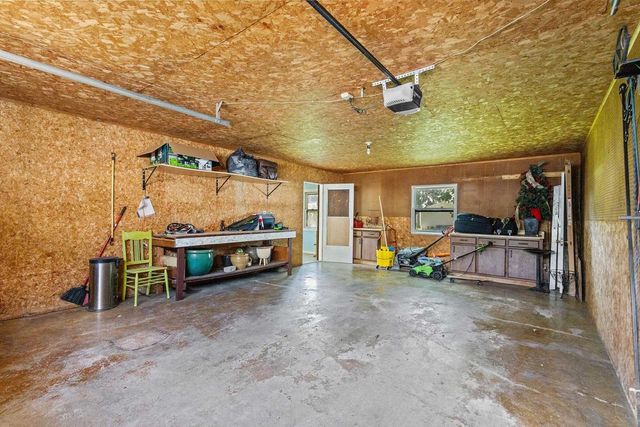 135 W 23RD AVENUE, Oshkosh, WI 54902