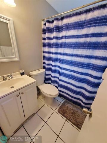 1621 NW 7th Terrace B, Fort Lauderdale, FL 33311