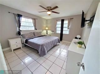 1621 NW 7th Terrace B, Fort Lauderdale, FL 33311