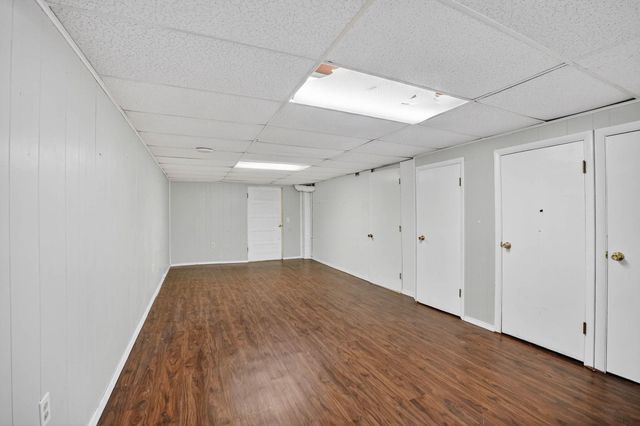 1421 Rainbow Drive, Cedar Falls, IA 50613