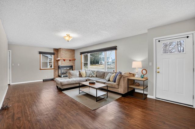 1421 Rainbow Drive, Cedar Falls, IA 50613