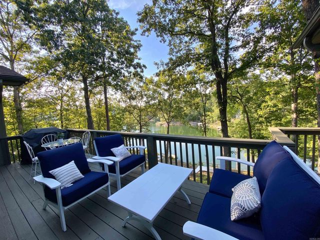 12 DelavEga Circle, Hot Springs Village, AR 71909