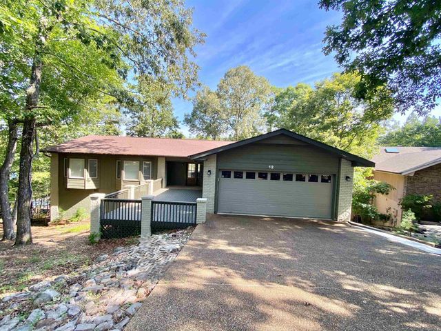 12 DelavEga Circle, Hot Springs Village, AR 71909