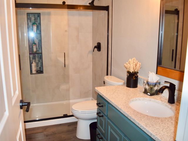 12 DelavEga Circle, Hot Springs Village, AR 71909