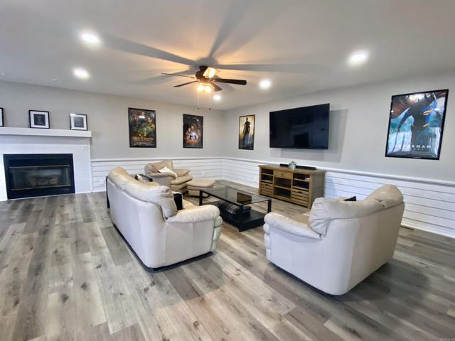 12 DelavEga Circle, Hot Springs Village, AR 71909