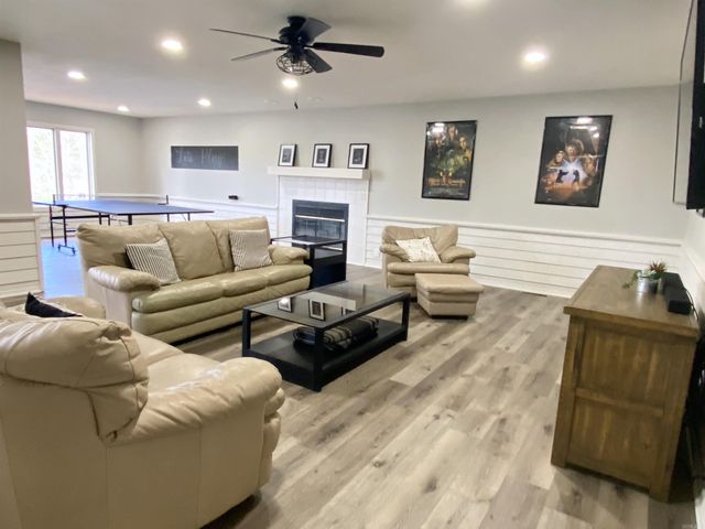 12 DelavEga Circle, Hot Springs Village, AR 71909