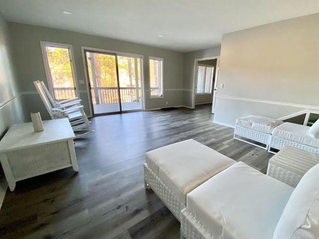 12 DelavEga Circle, Hot Springs Village, AR 71909