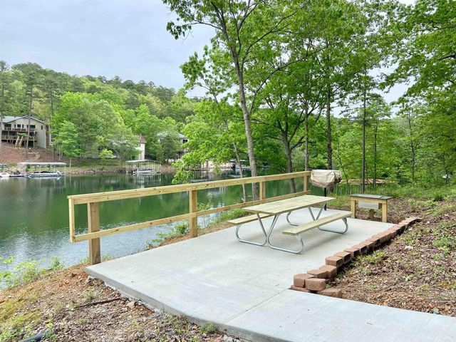 12 DelavEga Circle, Hot Springs Village, AR 71909