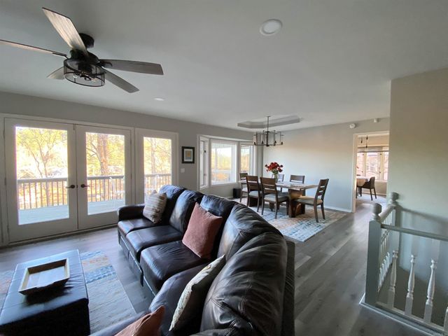 12 DelavEga Circle, Hot Springs Village, AR 71909