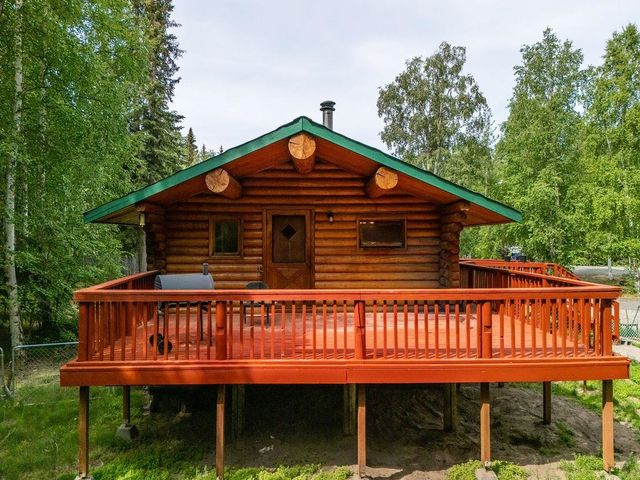 2305 WEASEL COURT, North Pole, AK 99705