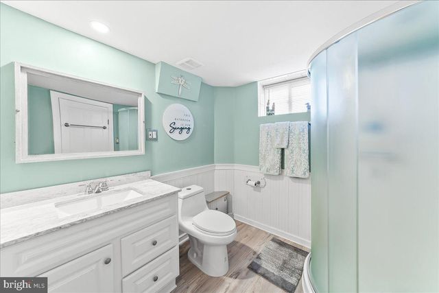 322 TWIN OAKS DR, Havertown, PA 19083