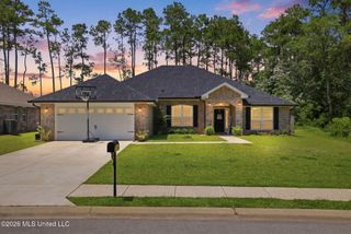 6268 Emerald Lk Drive, Biloxi, MS 39532