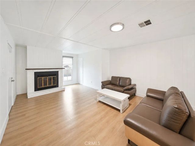 21217 Washington 107, Walnut, CA 91789
