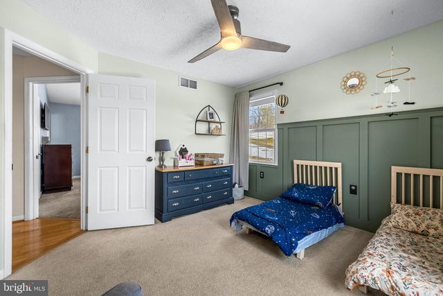 12270 HIGH POINT RD, Felton, PA 17322