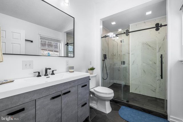 12270 HIGH POINT RD, Felton, PA 17322